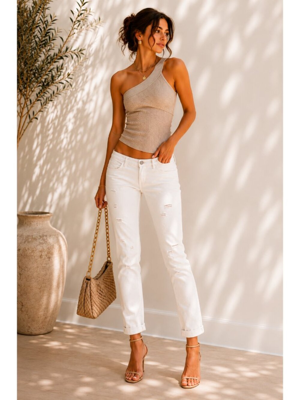 Alice + Olivia White Distressed Stretch Jeans Made in the USA Size 4